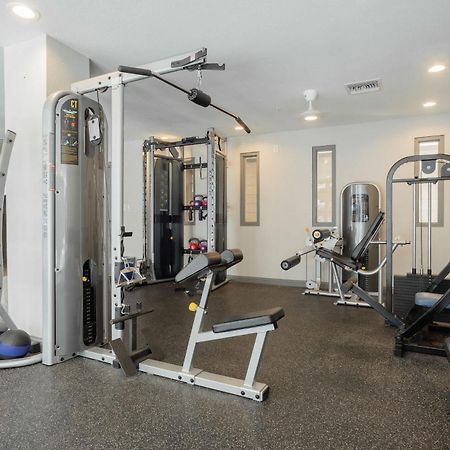 Upstay - 4 Bedroom Condo W Pool Gym Game & Bbq أوستن المظهر الخارجي الصورة